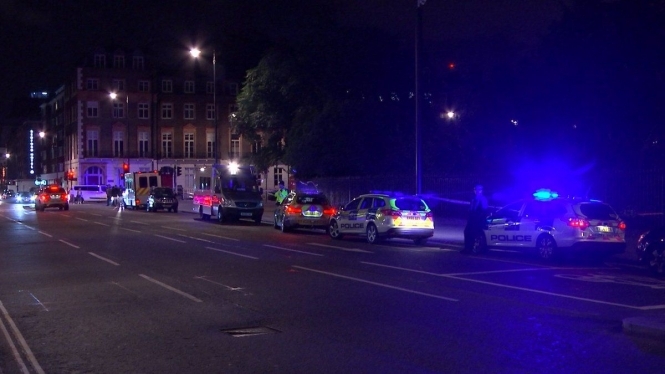 У центрі Лондона чоловік напав на перехожих: одна жінка загинула, п'ять людей поранені 