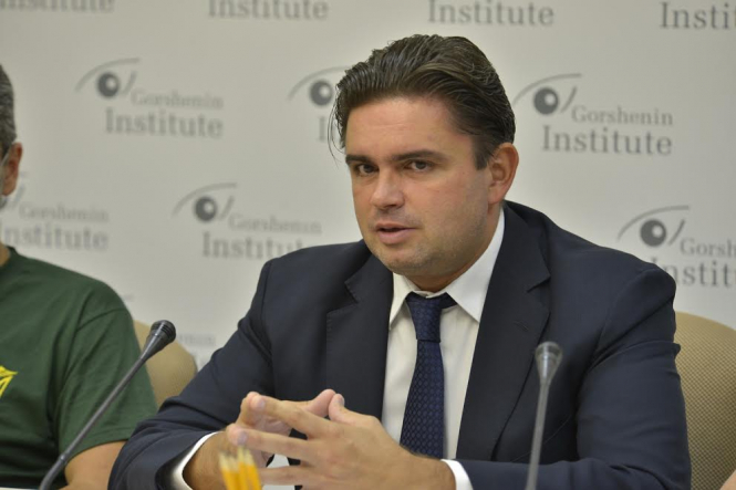 Лубкивский: в Македонии - эскалация политического кризиса. О государственном перевороте пока не идет (вид