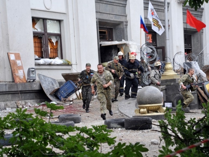 У будівлі Луганської ОДА стався вибух, - відео (оновлено)