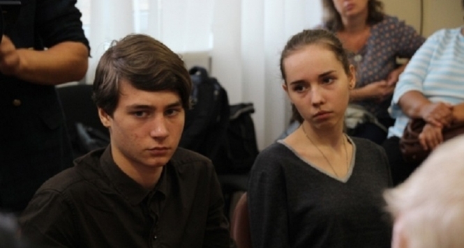 В оккупированном Луганске студентов наказали за украинский флаг, - ВИДЕО