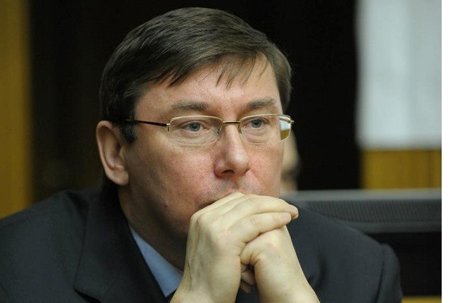 Луценко відправив прокурора Рівненщини в Чернівецьку область боротися з контрабандою