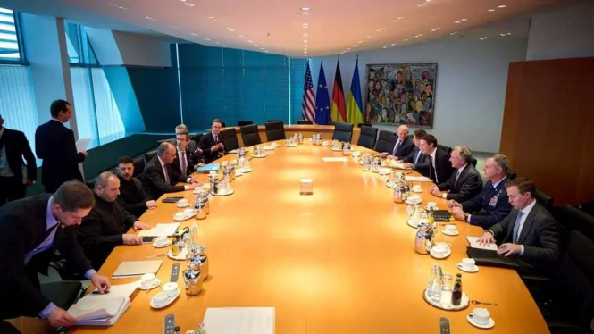 Зеленський пропонує відмову від НАТО заради гарантій безпеки Україні