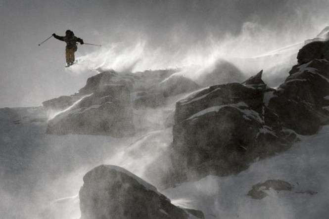 Норвежец перешел границу со Швецией через горы на лыжах, чтобы избежать карантина