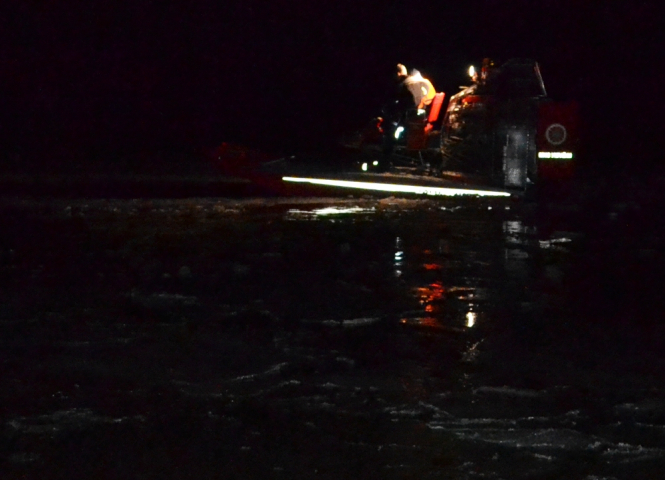 Пятеро рыбаков утонули в Днестровском лимане - ФОТО