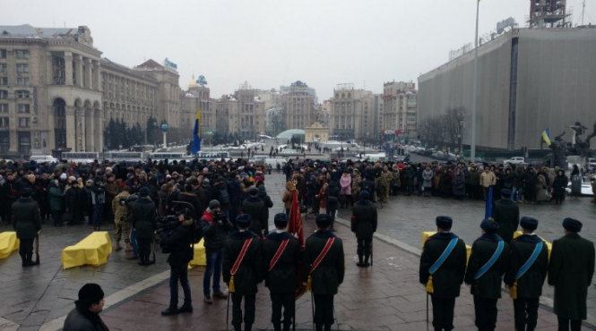 На Майдані прощаються з бійцями, які загинули під Авдіївкою, - онлайн-трансляція