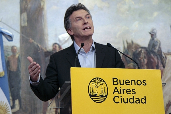 Президентом Аргентины избрано оппозиционера
