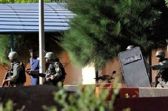 У Малі затримали підозрюваних у нападі на готель
