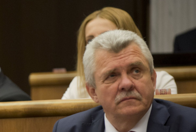Словацькі депутати збираються в Крим попри застереження посла України
