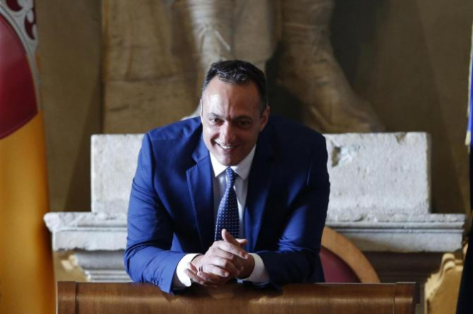 Заместителя мэра Рима задержали за коррупцию