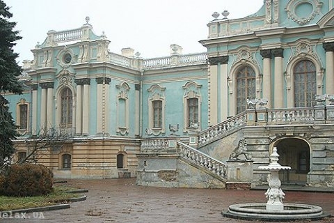 В Мариинский дворец в Киеве хотят закупить шторы за 8 млн грн