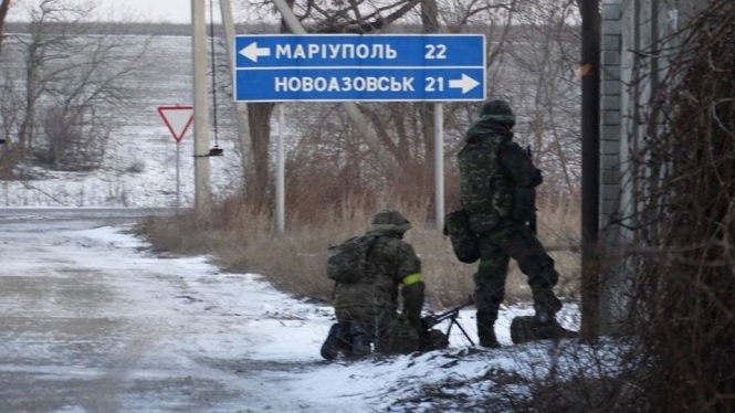 Вблизи Мариуполя пятеро украинских военных подорвались на мине, один погиб, - СМИ