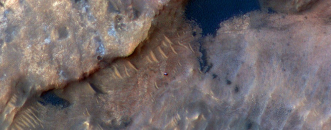 Curiosity нашел следы меганаводнений на Марсе