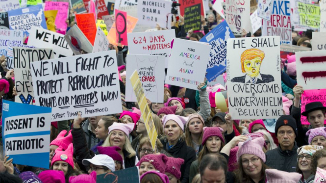 Марш за права женщин начался в Вашингтоне
