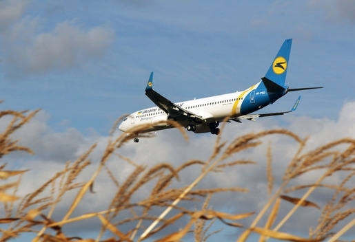 У МАУ кажуть, що не втручаються в переговори з Ryanair