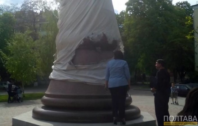 У Полтаві спробували підірвати пам’ятник Мазепі напередодні відкриття, - ВІДЕО
