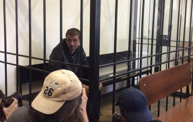Суд оставил под арестом подозреваемого в убийстве Бузины Медведько