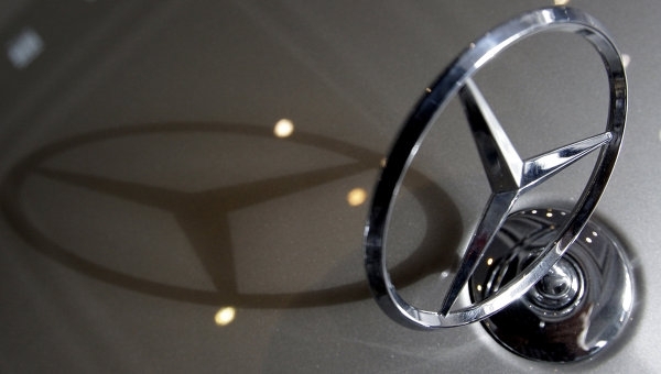 Mercedes відкликає понад 126 тисяч автомобілів у США
