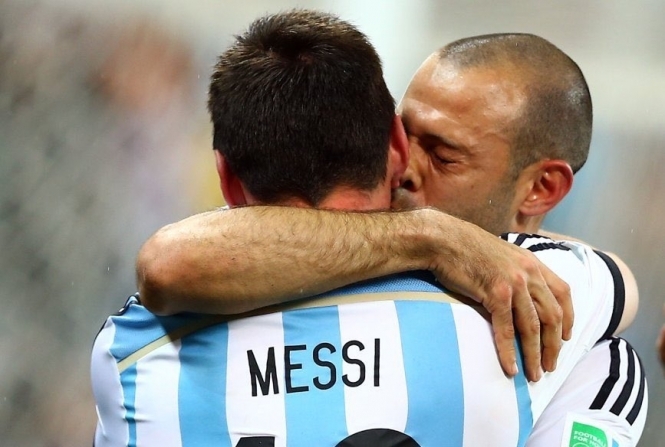 Маскерано та Серхіо Агуеро слідом за Мессі покидають збірну Аргентини