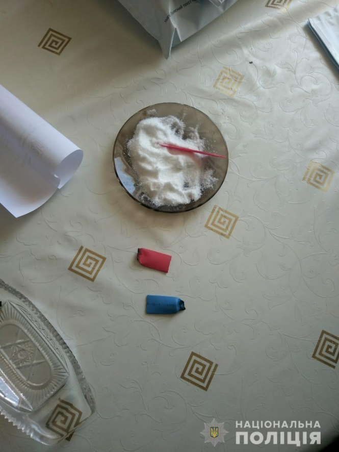 В Николаеве задержали группу наркодилеров, которые сбывают метадон