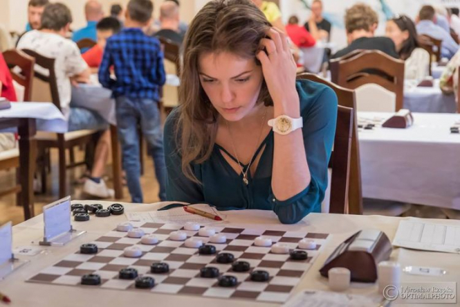 Украинка выиграла турнир по шашкам среди женщин во Франции