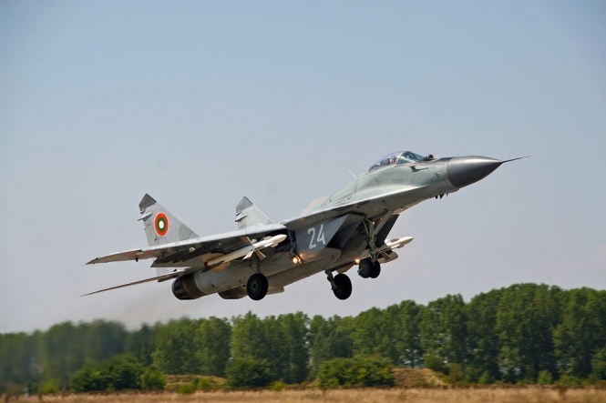 Україна отримає від Словаччини винищувачі МіГ-29