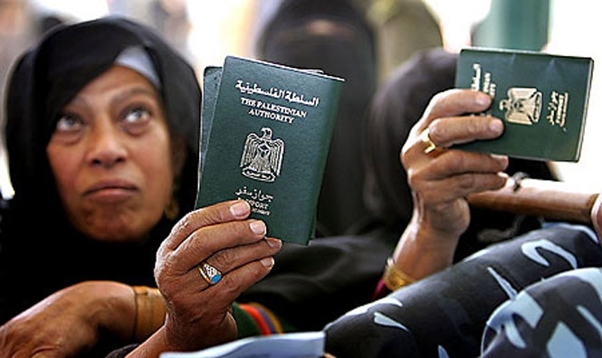 Украинские пограничники будут ставить в паспорта депортированных иностранцев специальную отметку 