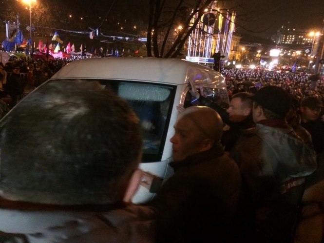 СБУ заявило о наглое нападение на служебное авто вчера на Европейской площади