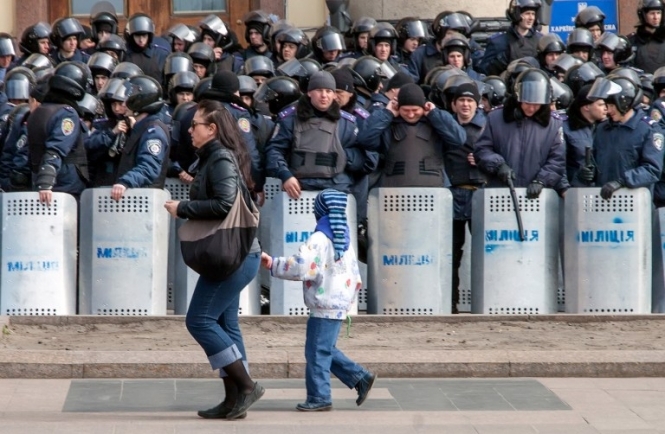 60-70% милиционеров Донецка и Луганска работают на сепаратистов, - источник 