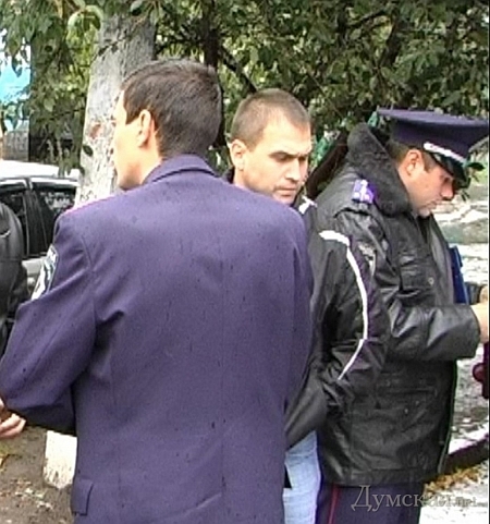 Невідомі напали на представників опозиції на Одещині та в Донецьку