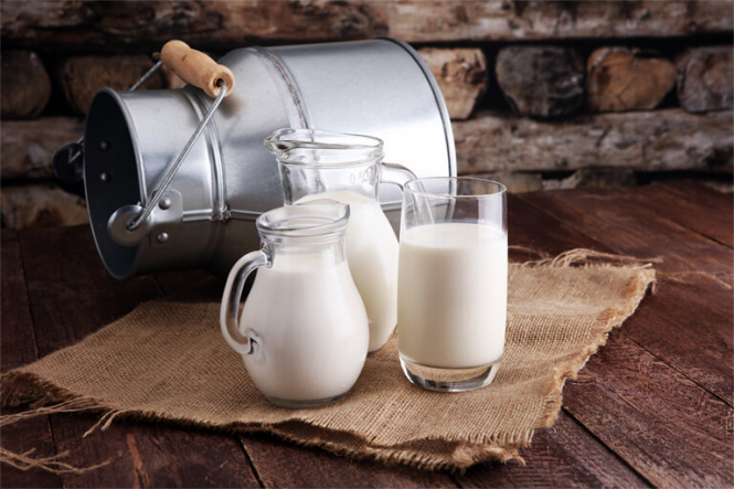 Такое полезное молоко: 5 необычных способов использования продукта