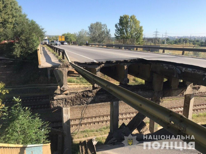 Міст, що обвалився в Харкові, півтора роки був у аварійному стані