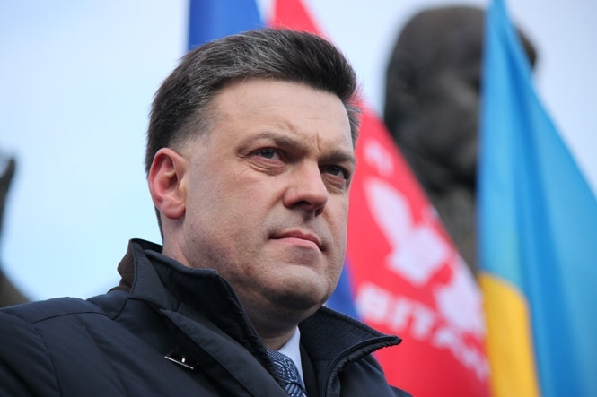 Тягнибок не мріє сісти у крісло Януковича, а боротиметься за перемогу єдиного кандидата, - Михальчишин