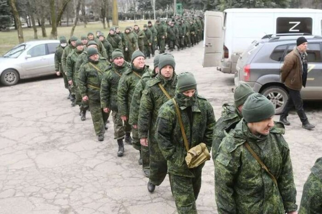 путін тепер не милує ув'язнених, яких відправляють в Україну – BBC