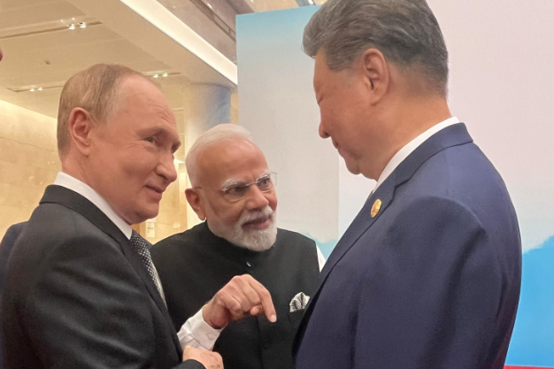Сі Цзіньпін, Моді та путін зустрілися на саміті ШОС у Бішкеку