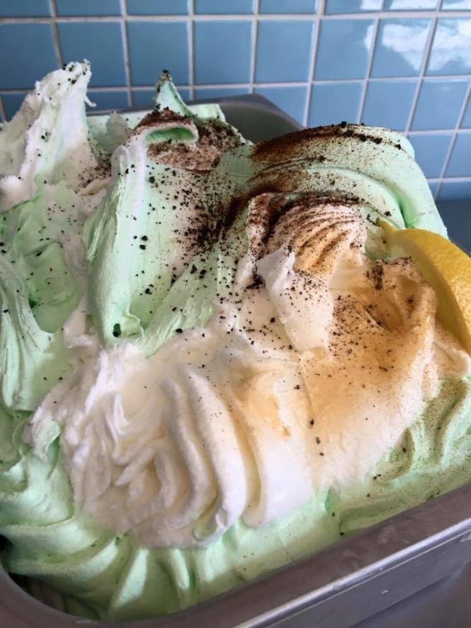 В кафе Исландии продают мороженое со вкусом панамского оффшора