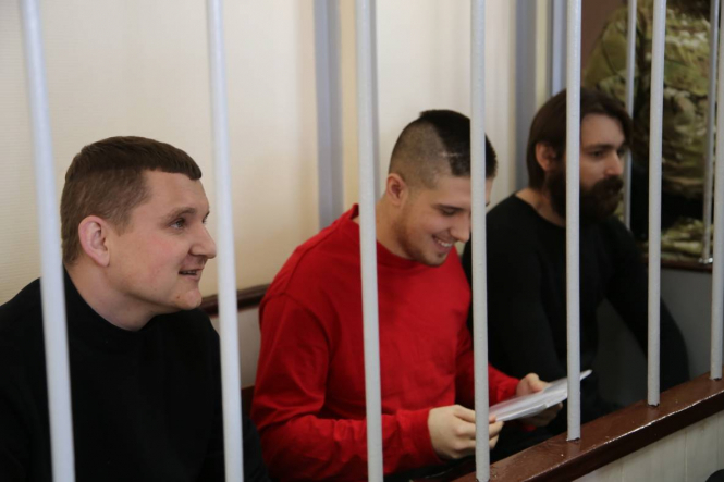 Российский суд оставил под стражей уже 12 пленных моряков