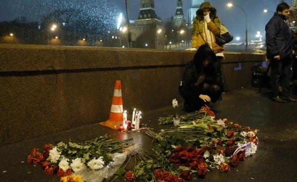 Вбивця Нємцова використовував різні кулі, - Слідчий комітет РФ