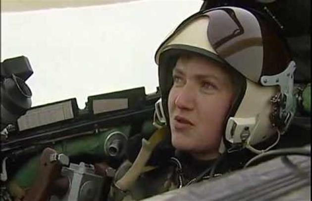 Льотчика Надію Савченко, яку полонили терористи, вивезли до Росії 