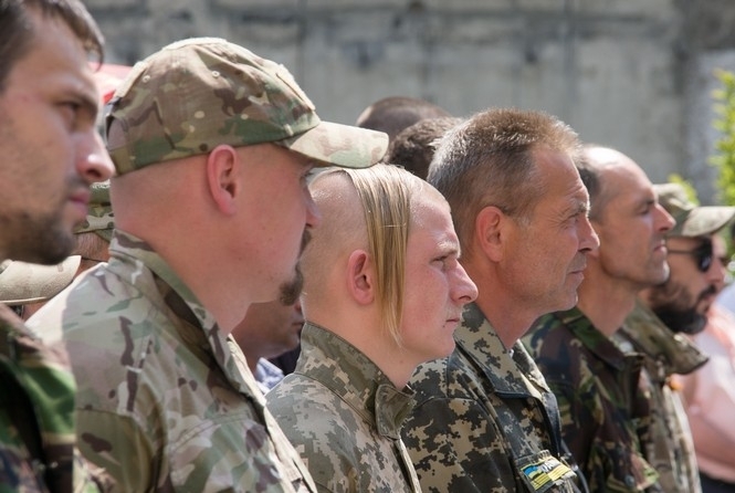 Правий сектор готовий кинути всі свої батальйони на Київ