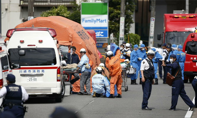 В Японии мужчина напал с ножом на школьников: не менее 19 раненых