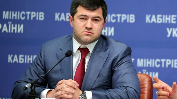 Насиров через суд пытается оспорить конкурсы на должности глав налоговой и таможенной служб
