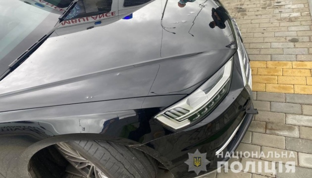 Автомобіль помічника Президента обстріляли, влучило понад 10 куль — МВС