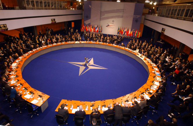 НАТО назвала плани росії щодо розміщення тактичної ядерної зброї в білорусі 