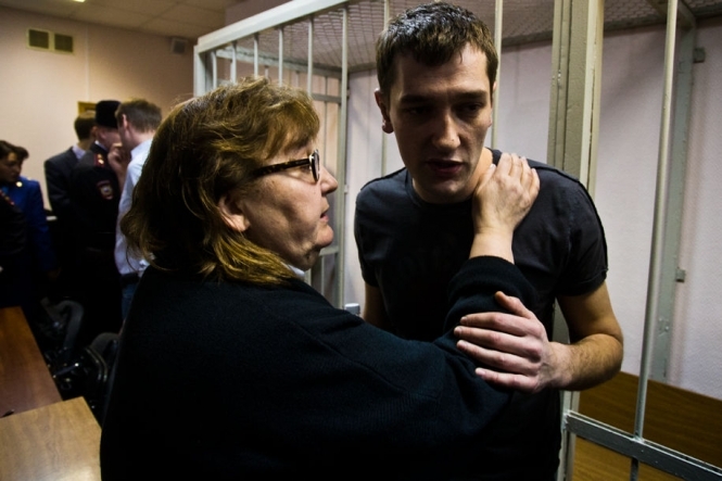 Навального повторно задержали сразу после 30-дневного ареста