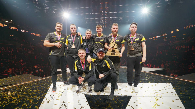 Украинская команда NAVI выиграла мировые соревнования по Counter-Strike и получила $125 тысяч