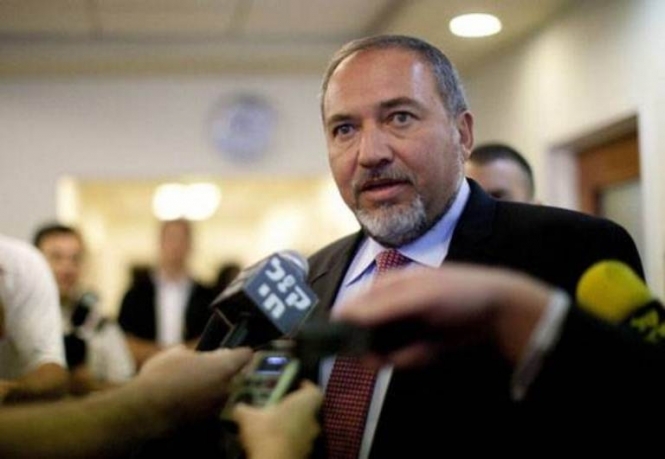 Министр обороны Израиля призывает евреев покинуть Францию