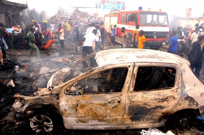 У Нігерії стався вибух, загинули близько 50 осіб
