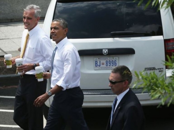 Обама покинул Белый дом, чтобы купить чай в Starbucks 