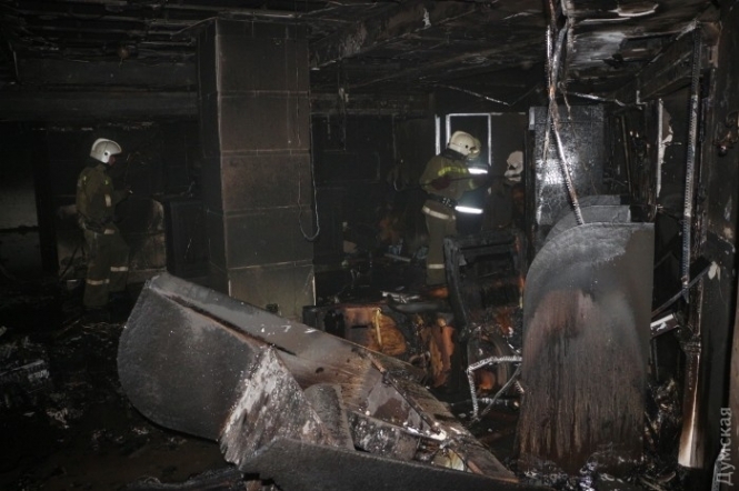 В Одесі невідомі підпалили гральний клуб: є поранені