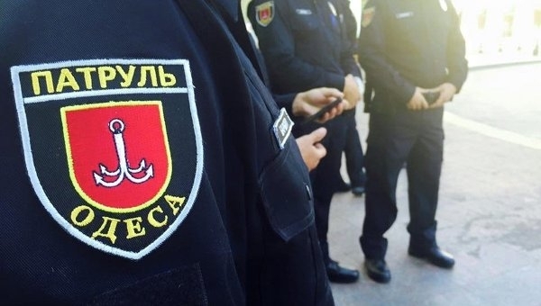 В Одессе уволили двух полицейских, которые в нетрезвом состоянии совершили ДТП